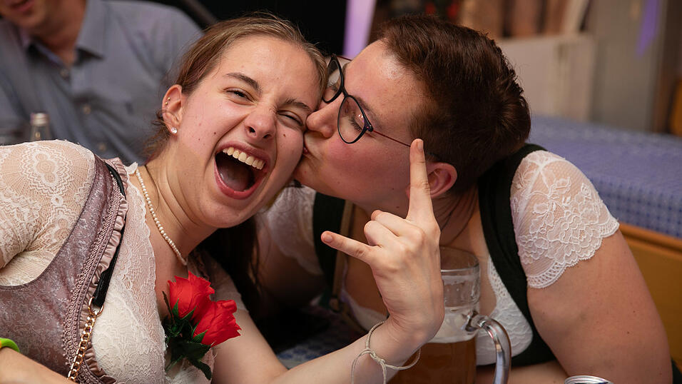 Die Partybilder vom Donnerstag, 14. August, aus dem Festzelt Greindl. Die Partybilder vom Donnerstag, 14. August, aus dem Festzelt Greindl.
