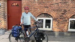 In Kopenhagen kam Ulrich Dombrowsky bei Freunden unter. In Kopenhagen kam Ulrich Dombrowsky bei Freunden unter.