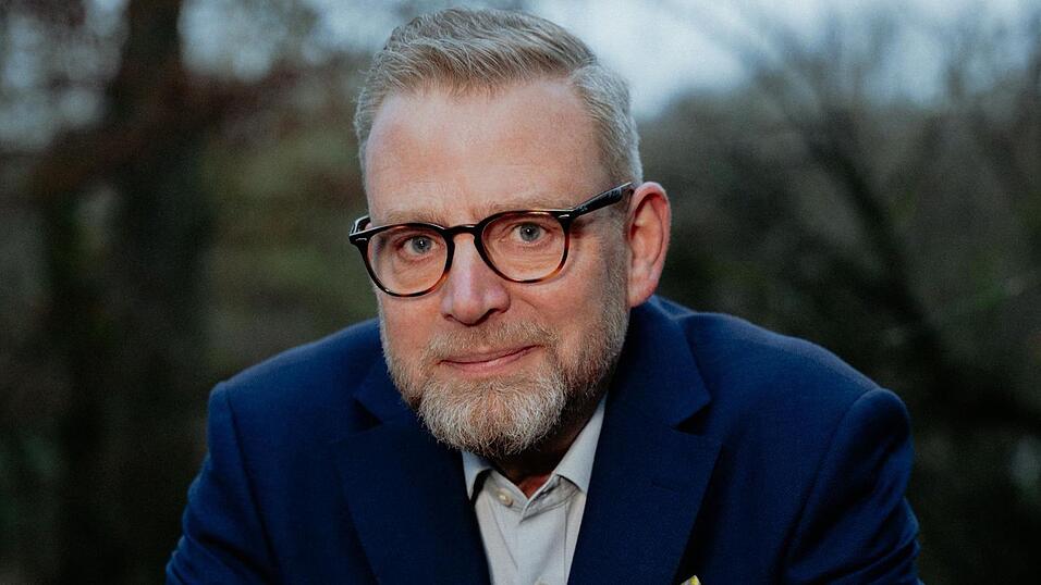 Karl Schenk Graf von Stauffenberg, FDP-Kreisrat aus Unterfranken und Enkel von Claus Schenk Graf von Stauffenberg, soll neuer Generalsekretär der Liberalen in Bayern werden. Karl Schenk Graf von Stauffenberg, FDP-Kreisrat aus Unterfranken und Enkel von Claus Schenk Graf von Stauffenberg, soll neuer Generalsekretär der Liberalen in Bayern werden.