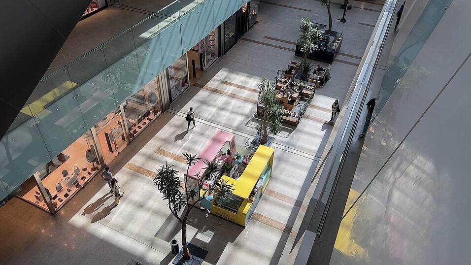 Die meisten Gesch&auml;fte sind ge&ouml;ffnet, aber kaum Kundschaft kommt vorbei. (Archivbild)