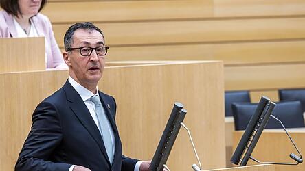 Cem &Ouml;zdemir ist neuer Ministerpr&auml;sident des Landes Baden-W&uuml;rttemberg.