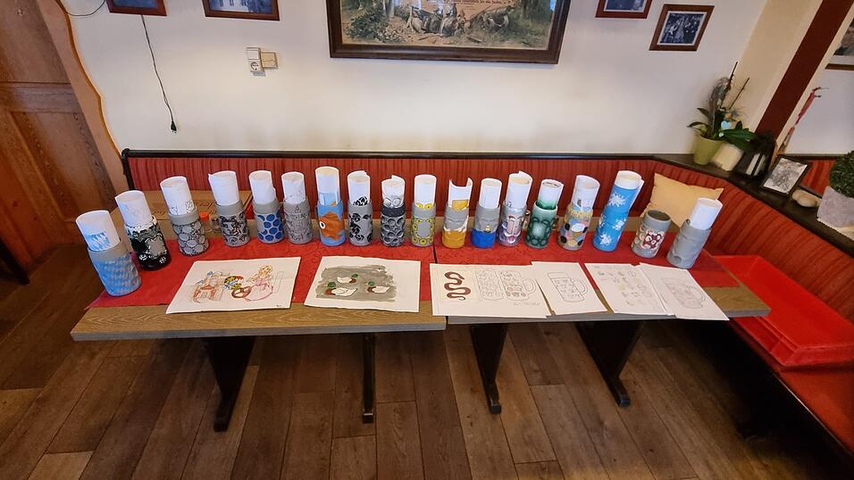 Bei so viel Kreativit&auml;t fiel der Kinderlobby-Jury die Entscheidung wirklich schwer. Die FOSler des Gestaltungszweigs hatten sich richtig ins Zeug gelegt. Sogar von der Parallelklasse wurden auf Papier Entw&uuml;rfe eingereicht.