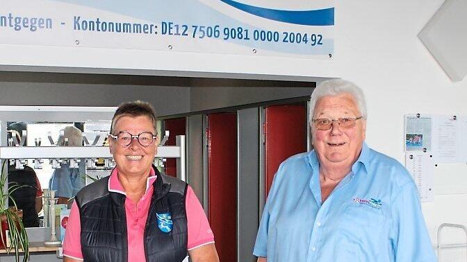 Bürgermeisterin Sabine Steinlechner und Fördervereinsvorsitzender Alois Bründl freuen sich auf eine gute und unfallfreie Badesaison 2025. Bürgermeisterin Sabine Steinlechner und Fördervereinsvorsitzender Alois Bründl freuen sich auf eine gute und unfallfreie Badesaison 2025.