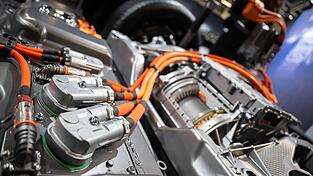 Die Produktion von Lithiumbatterien für Elektro-Autos steigt, zugleich ist die Abhängigkeit von China groß. (Archivbild) Die Produktion von Lithiumbatterien für Elektro-Autos steigt, zugleich ist die Abhängigkeit von China groß. (Archivbild)