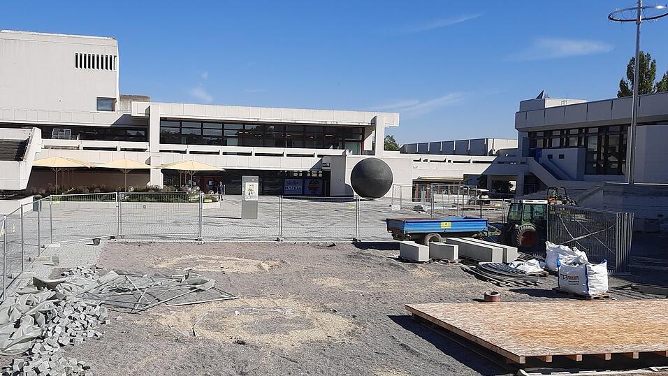 Noch in diesem Jahr soll das Forum wieder freigegeben werden. Einen genauen Termin gibt es noch nicht. Noch in diesem Jahr soll das Forum wieder freigegeben werden. Einen genauen Termin gibt es noch nicht.