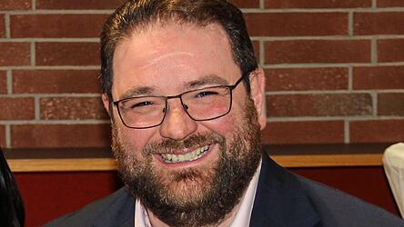 Die Erwartungen an den designierten Landrat Tobias Beck sind hoch, der Zuspruchs seines Heimatortes gro&szlig;.