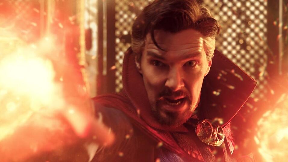 Stephen Strange (Benedict Cumberbatch) erkundet in 'Dr. Strange in the Multiverse of Madness' die Geheimnisse des Multiversums. Stephen Strange (Benedict Cumberbatch) erkundet in 'Dr. Strange in the Multiverse of Madness' die Geheimnisse des Multiversums.