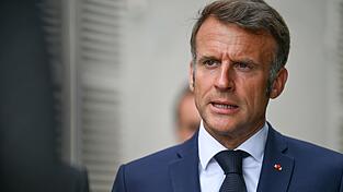 Macron muss entscheiden, ob er Neuwahlen ausruft oder ob es einen anderen Ausweg aus der Regierungskrise gibt (Archivbild).