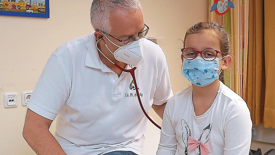 Die siebenjährige Julia kam aus dem Landkreis Erding in die KVB-Praxis nach Landshut zu Dr. Hartig. Die siebenjährige Julia kam aus dem Landkreis Erding in die KVB-Praxis nach Landshut zu Dr. Hartig.