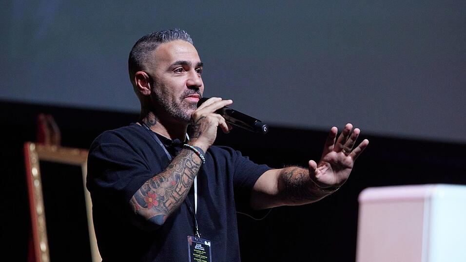 Rapper Bushido steht seit mehr als zwei Jahrzehnten auf der Bühne. (Archivbild) Rapper Bushido steht seit mehr als zwei Jahrzehnten auf der Bühne. (Archivbild)