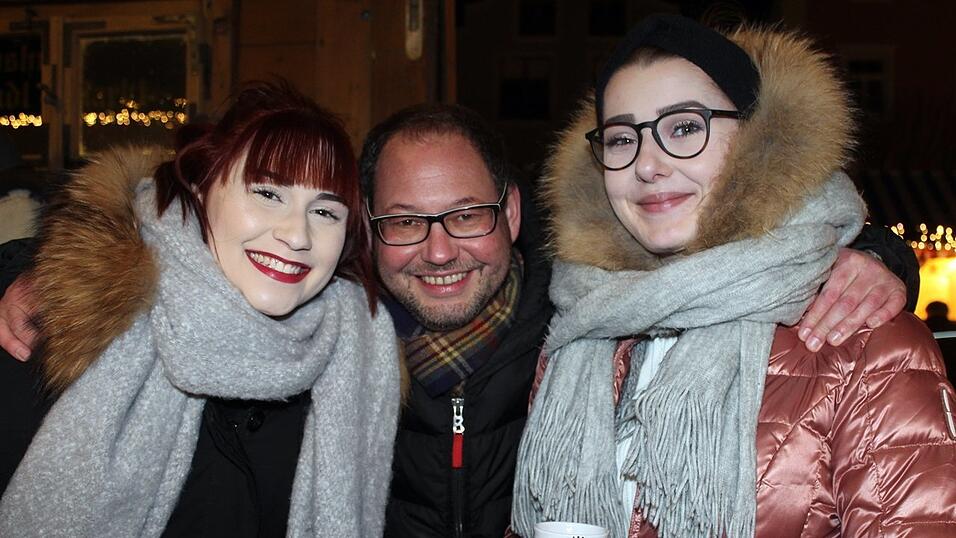Der traditionelle Christkindlmarkt in Landshut z&auml;hlt zweifelsfrei zu den sch&ouml;nsten Bayerns. Daher pilgerten auch am Samstag, 15. Dezember, wieder etliche Besucher aus Nah und Fern zur Freyung.