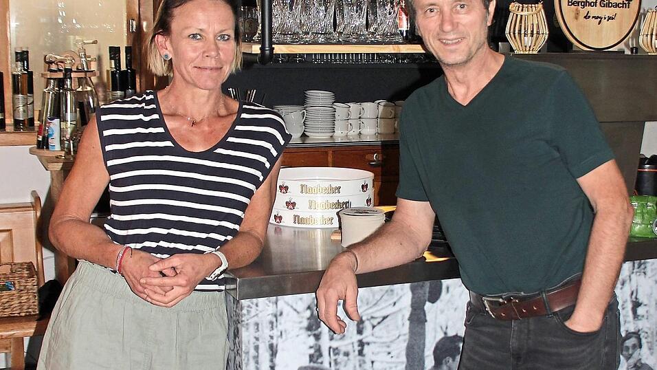 Margot und Sepp Gruber haben es noch zu keiner Sekunde bereut, dass sie den Berghof Gibacht &uuml;bernommen haben.