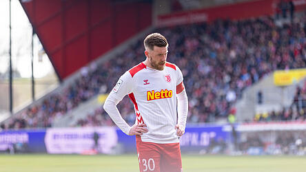 Kapit&auml;n Christian K&uuml;hlwetter und der SSV Jahn Regensburg sind aus dem BFV-Pokal ausgeschieden.