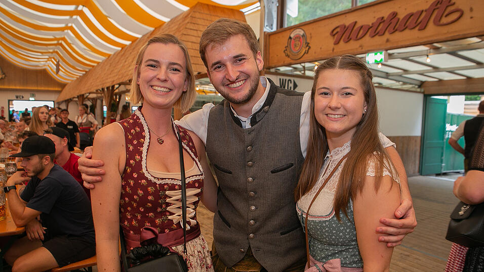 Die Partybilder von Freitag, 19. August 2022, aus dem Festzelt Nothaft.