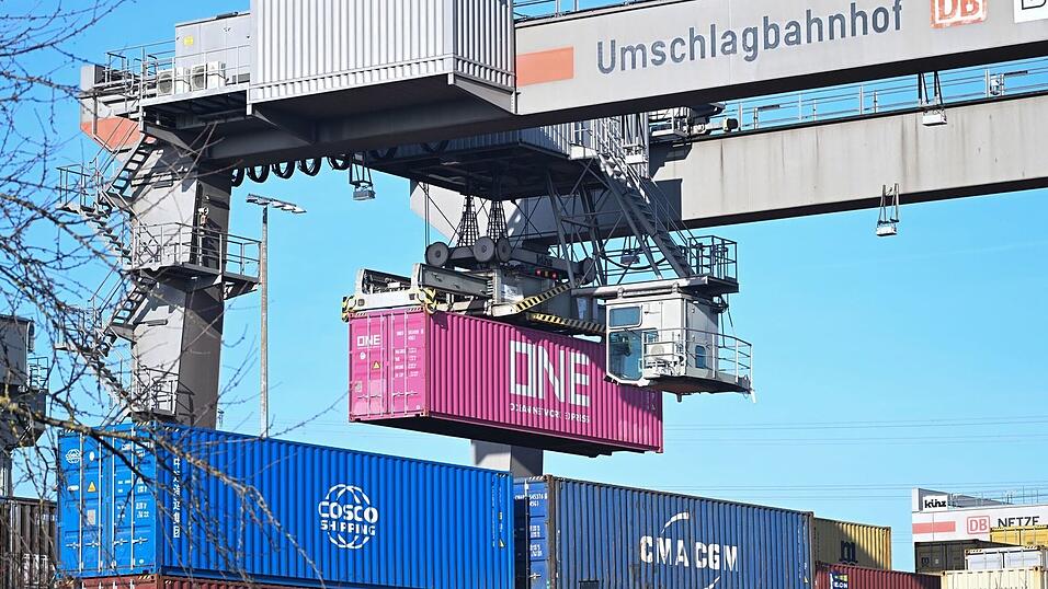 Mit der Konjunktur in Deutschland scheint es weiter aufwärts zu gehen. (Symbolbild) Mit der Konjunktur in Deutschland scheint es weiter aufwärts zu gehen. (Symbolbild)