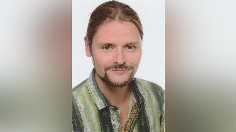 Diplom-Psychologe Vladimir Bajza behandelt Bulimie-Patienten.