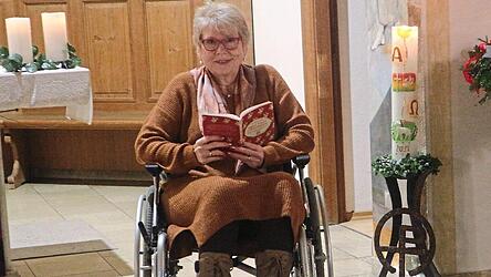 Gabriele Dahlmann liest heitere Texte zwischen den Orgelst&uuml;cken.