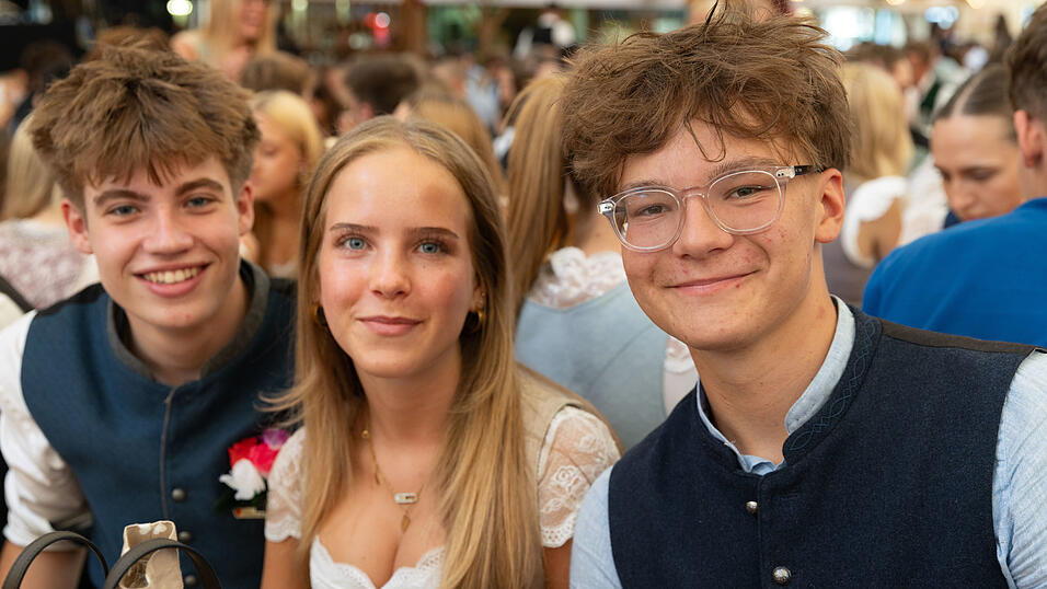 Die Partybilder vom Dienstag, 11. August, aus dem Festzelt Nothaft.
