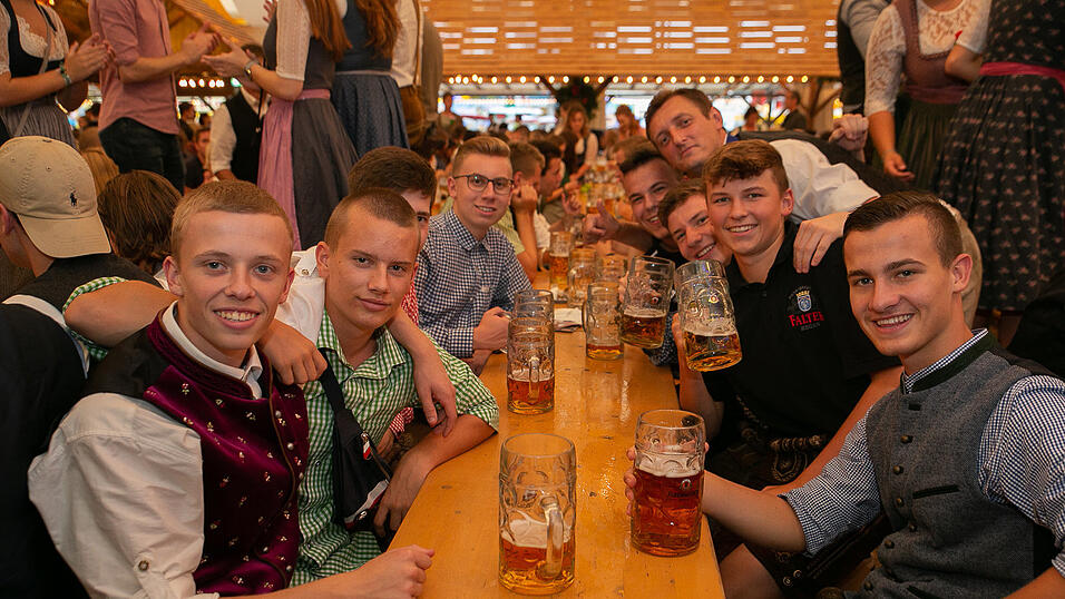Die Partybilder von Samstag, 20. August 2022, aus dem Festzelt Nothaft.