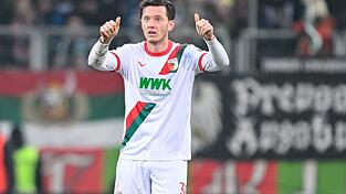 Bleibt beim FC Augsburg: Stürmer Michael Gregoritsch (Archivbild) Bleibt beim FC Augsburg: Stürmer Michael Gregoritsch (Archivbild)