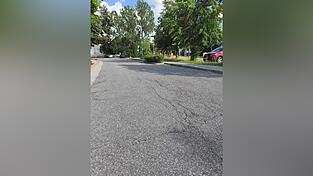 In schlechtem Zustand: die Bierfeldstraße In schlechtem Zustand: die Bierfeldstraße