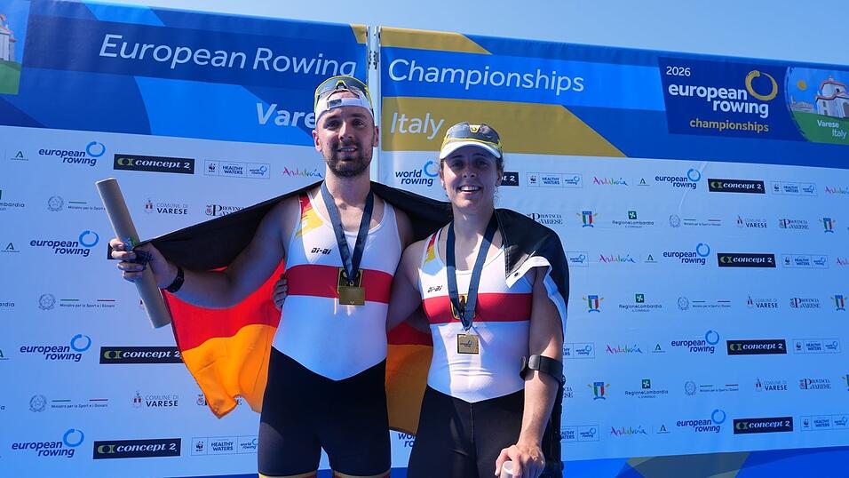 Paul Umbach (l) und Jasmina Bier sorgten im Para-Mixed-Doppelzweier für das erste deutsche EM-Gold. Paul Umbach (l) und Jasmina Bier sorgten im Para-Mixed-Doppelzweier für das erste deutsche EM-Gold.