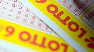 Wer die Gewinner der Samstagsziehung sind, ist derzeit noch unbekannt. (Symbolbild)