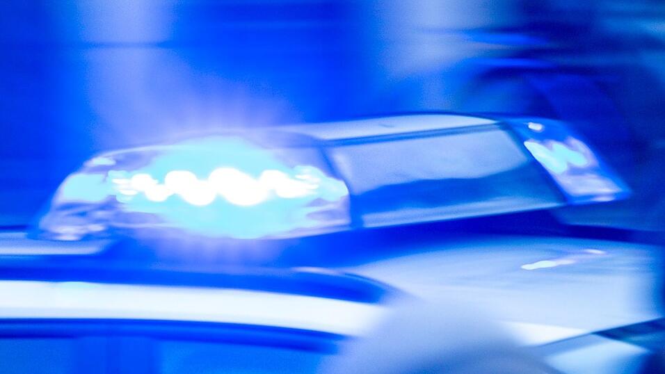Die Polizei nahm den Verd&auml;chtigen widerstandslos fest. (Symbolbild)