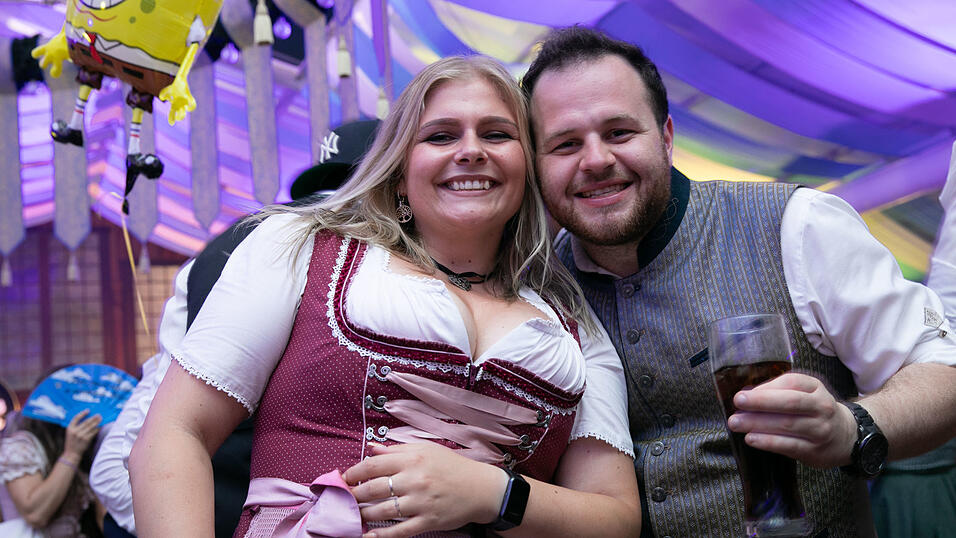 Die Partybilder vom Dienstag, 12. August, aus dem Festzelt Wenisch. Die Partybilder vom Dienstag, 12. August, aus dem Festzelt Wenisch.