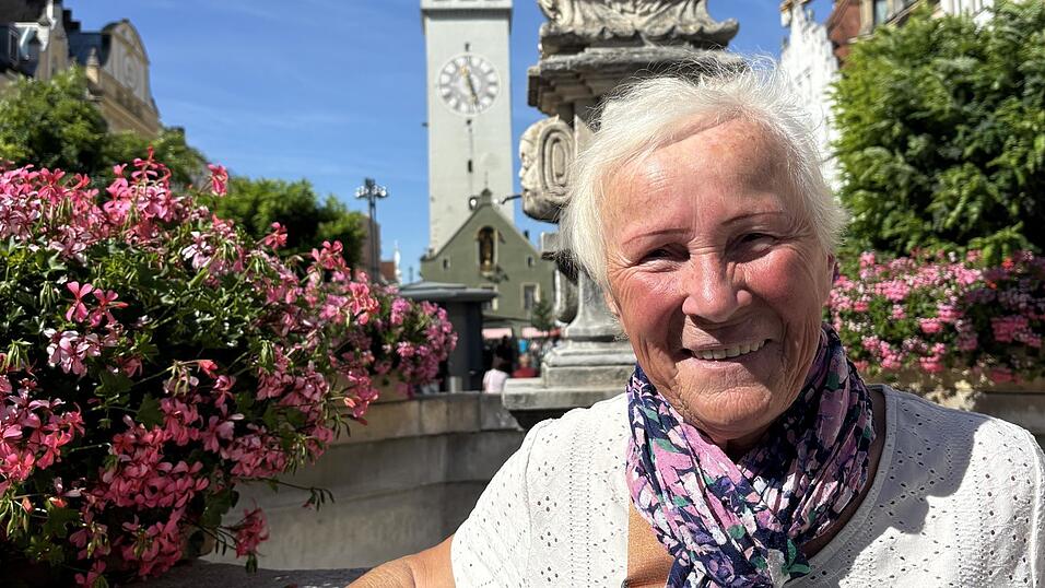 Drei Wochen war Petra Herrmann mit dem Verein Ukunda-Hilfe in Kenia. Zurück in Straubing erzählt sie von ihren Begegnungen. Drei Wochen war Petra Herrmann mit dem Verein Ukunda-Hilfe in Kenia. Zurück in Straubing erzählt sie von ihren Begegnungen.
