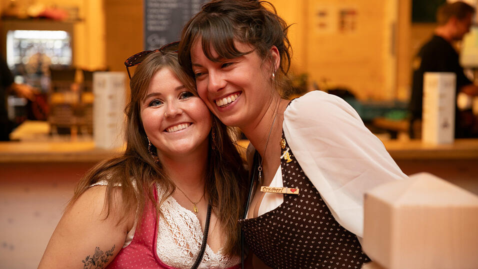 Die Partybilder vom Mittwoch, 13. August, aus dem Festzelt Reisinger. Die Partybilder vom Mittwoch, 13. August, aus dem Festzelt Reisinger.
