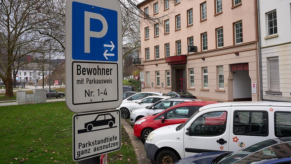 In Koblenz ist die Parkgebühr abhängig von der Grundfläche des Fahrzeugs. (Archivbild) In Koblenz ist die Parkgebühr abhängig von der Grundfläche des Fahrzeugs. (Archivbild)