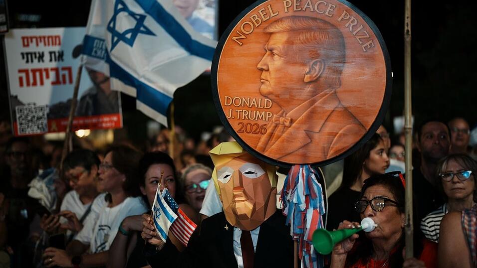 Bei der Kundgebung in Tel Aviv waren «Danke Trump»-Sprechchöre zu hören.