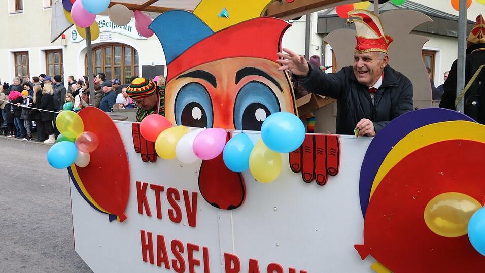 Beim Bogener Faschingsumzug war einiges geboten.