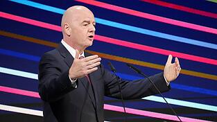 Die UEFA hat Zahlungen an eine Ex-Mitarbeiterin von Gianni Infantino im Jahr 2011 best&auml;tigt. (Archivbild)