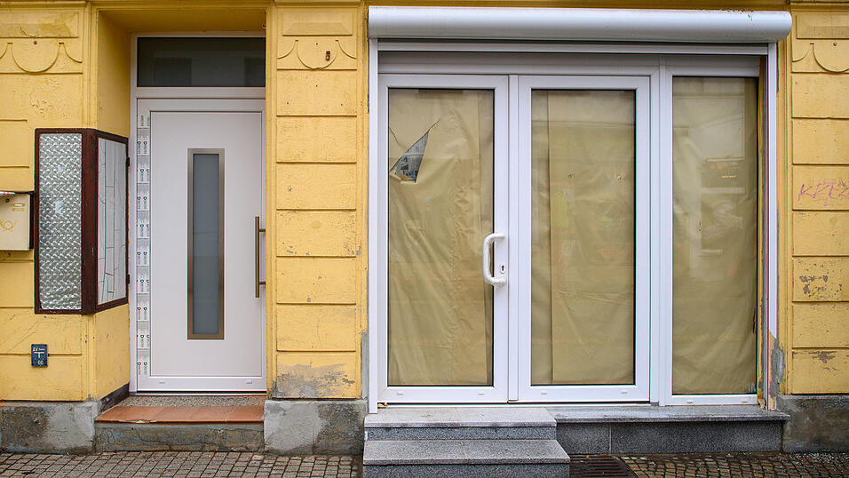 Leerstände im inneren eines Ortes gibt es nicht nur in großen Städten. Auch kleine Gemeinden sind oft davon betroffen. Der Vitalitätscheck zeigt auf, wie viele es sind und was man dagegen machen kann. Leerstände im inneren eines Ortes gibt es nicht nur in großen Städten. Auch kleine Gemeinden sind oft davon betroffen. Der Vitalitätscheck zeigt auf, wie viele es sind und was man dagegen machen kann.