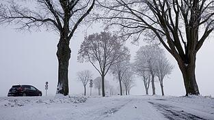 Am Montag gibt es Unwetterwarnungen vor Gl&auml;tte.