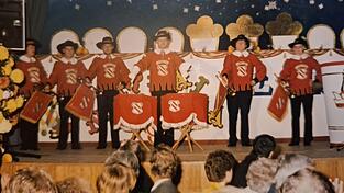 Eröffnung der Narrhallasitzung im damaligen Parksaal Eröffnung der Narrhallasitzung im damaligen Parksaal