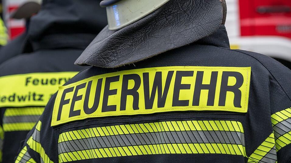 Ein Hausbewohner entdeckte die Flammen und löschte das Feuer. (Symbolbild) Ein Hausbewohner entdeckte die Flammen und löschte das Feuer. (Symbolbild)