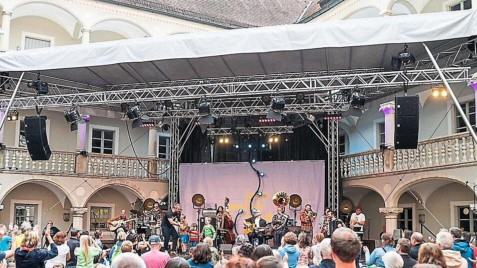 Der Innenhof des Thon-Dittmer-Palais ist nur einer von vielen Spielorten beim diesj&auml;hrigen Jazzweekend in Regensburg.