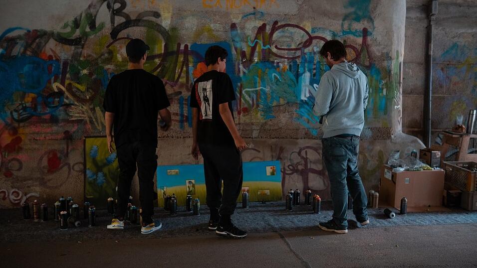 Zum &Uuml;ben diente die gegen&uuml;berliegende Wand der Unterf&uuml;hrung am Allachbach.