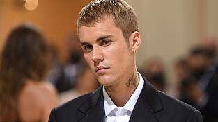 Popsänger Justin Bieber hat zur Überraschung seiner Fans ein neues Album herausgebracht. (Archivbild)