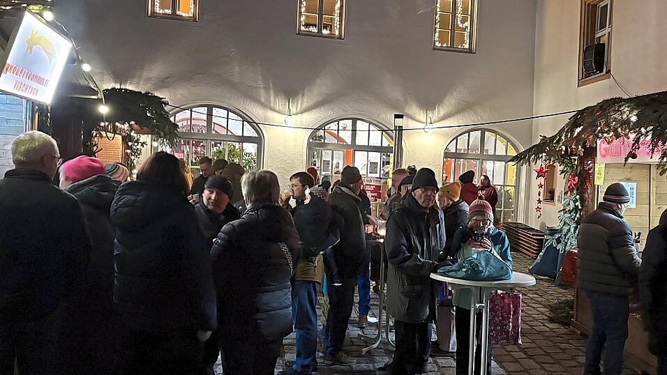 Karitative St&auml;nde gibt es im Pfarrhof und Pfarrsaal.