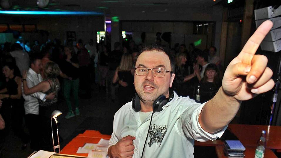 Auf der Eskara &Uuml;30-Party in Essenbach war wieder viel los.