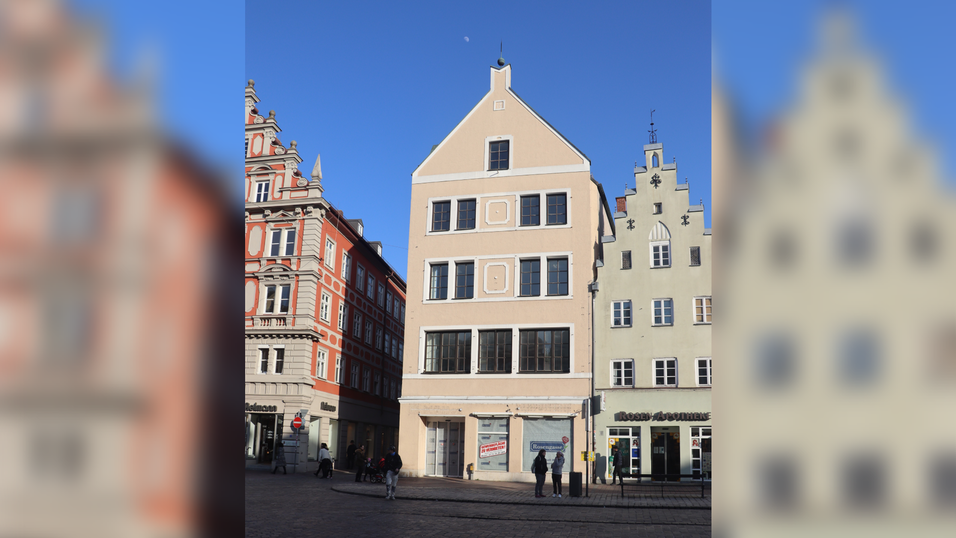 Das Gebäude Altstadt 340 hat eine Gesamtnutzfläche von 1528 Quadratmetern. Seitens des neuen Eigentümers will man sich nun zunächst auf die Suche nach einem geeigneten Architekten machen. Das Gebäude Altstadt 340 hat eine Gesamtnutzfläche von 1528 Quadratmetern. Seitens des neuen Eigentümers will man sich nun zunächst auf die Suche nach einem geeigneten Architekten machen.