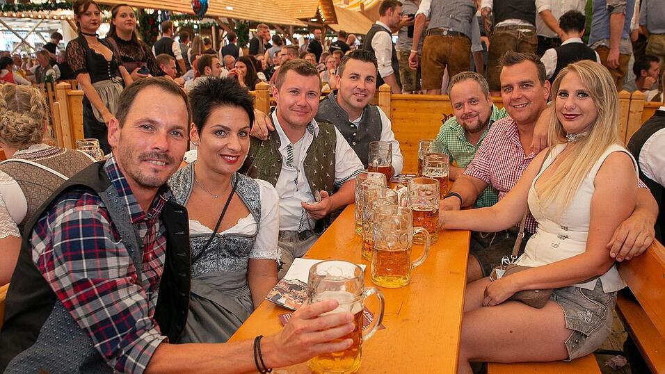 Die Partybilder vom Sonntag, 14. August 2022, aus dem Festzelt Nothaft.