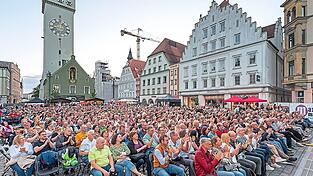 Gibt es ein schöneres Ambiente für ein Fest, als den Stadtplatz? Sicher nicht. Das hat das Stadtplatz-Open-Air erneut bestätigt.