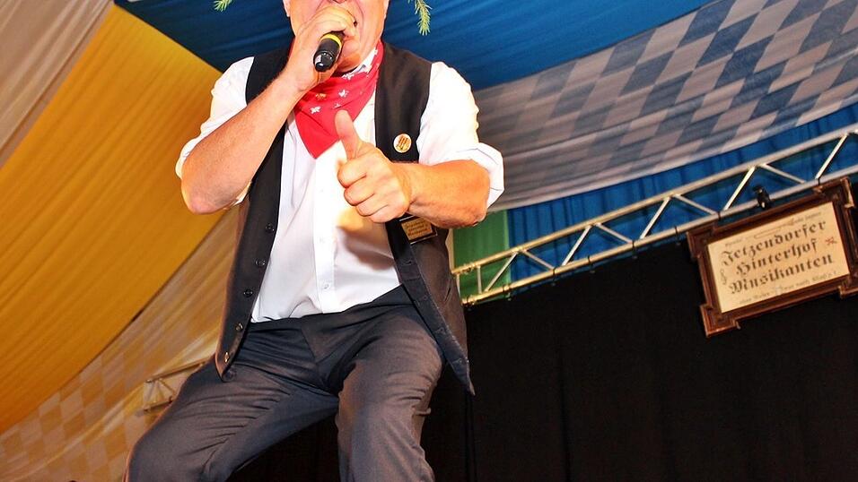 Auch am Freitag war super Stimmung am Ergoldinger Volksfest. Auch am Freitag war super Stimmung am Ergoldinger Volksfest.