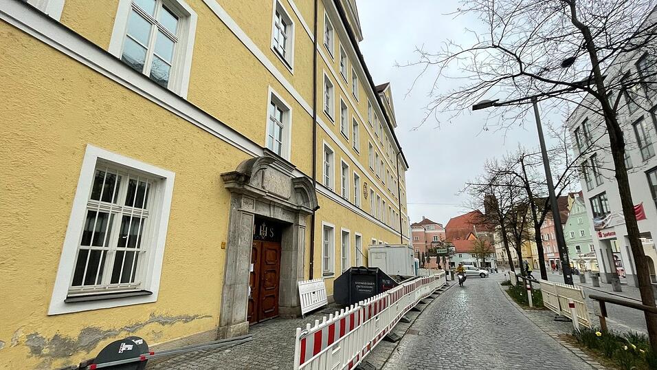 Seit 2021 wird das Ursulinenkloster saniert. Die Arbeiten dauern noch bis 2027.
