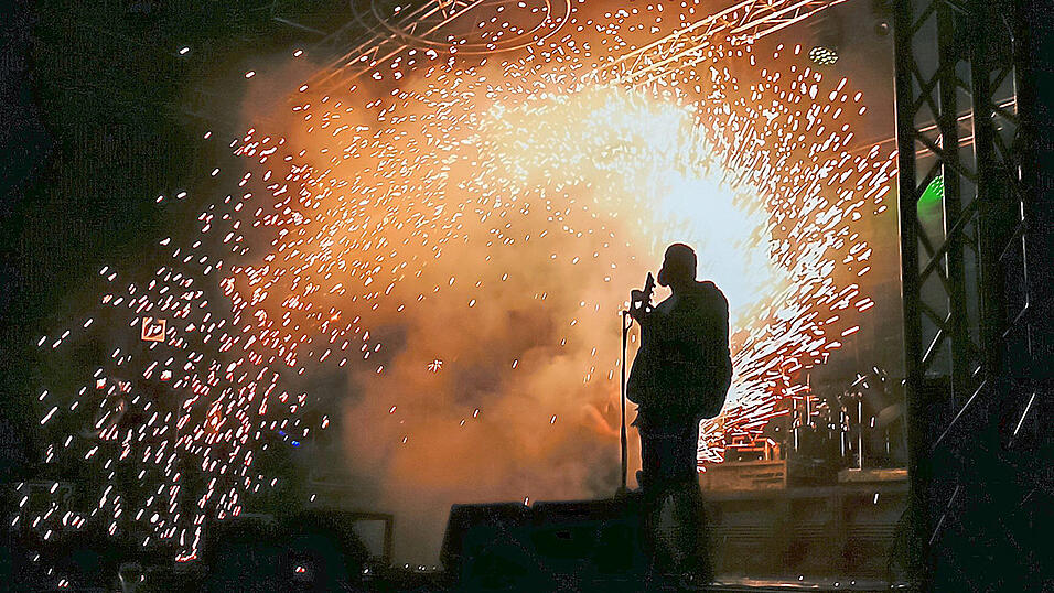 Das Stahlzeit-Konzert am Campus-Open-Air war ein absoluter Augen- und Ohrenschmaus. Das Stahlzeit-Konzert am Campus-Open-Air war ein absoluter Augen- und Ohrenschmaus.